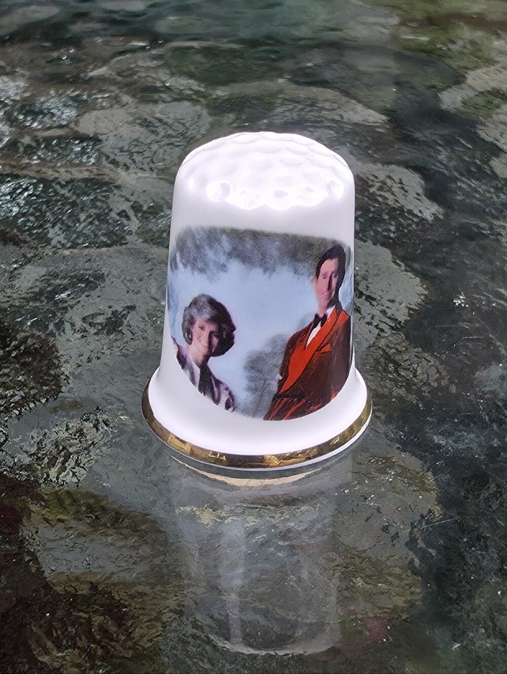 Royal Family Series Fine Bone China Thimble